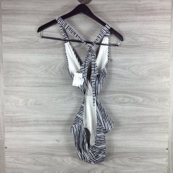 Saha Swimwear Gracia One Piece size S - Picture 3 of 6